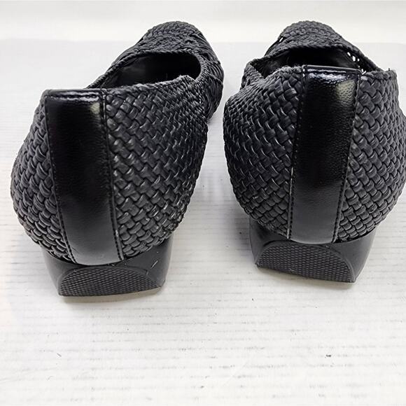 Life Stride Black Loafer Slipon Ballet Flats Breathable  Low Heel Shoes Size 8.5 - Picture 4 of 13